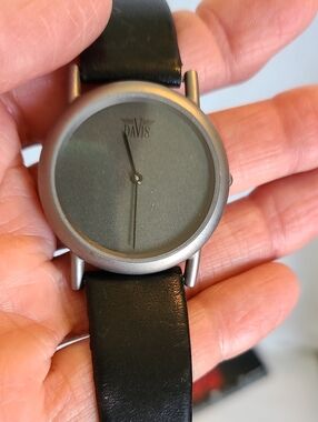 Minimalist Davis Gray Watch leather band